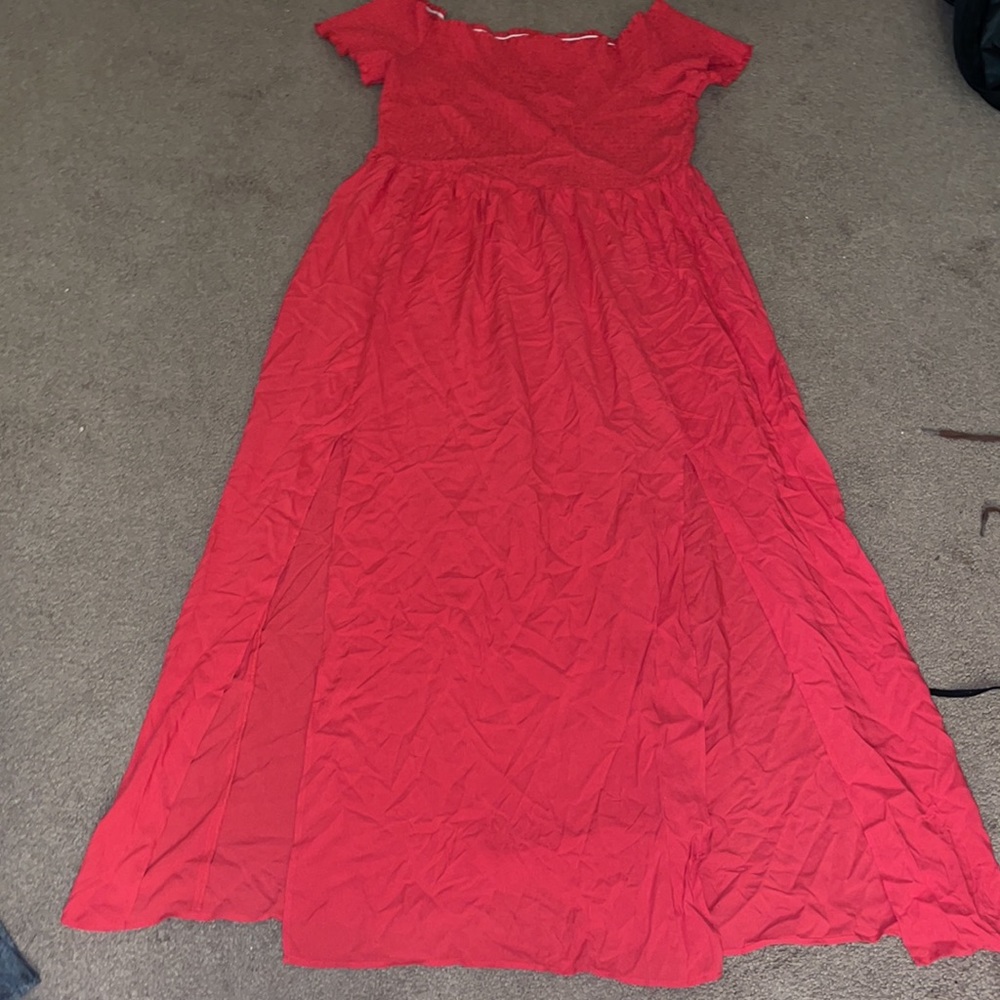 City Chic NWOT Red Maxi Off The Shoulder Summer Dress - Picture 6 of 12